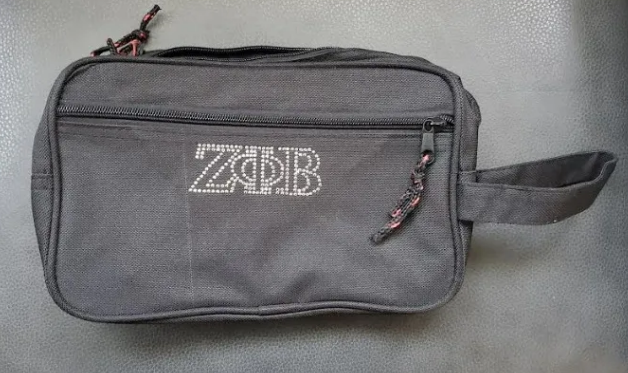 Zeta Toilety Bag