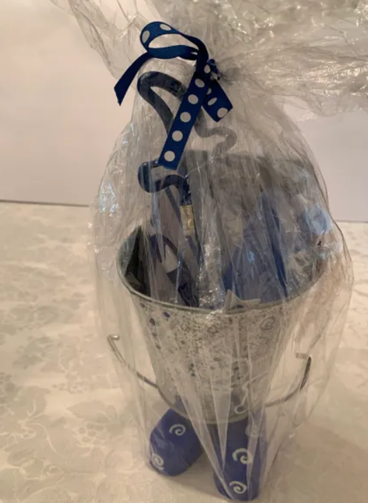 Standing Gift Pail