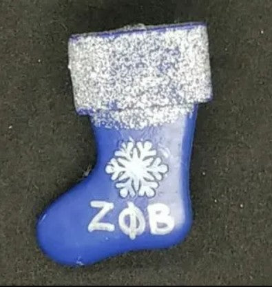 Stocking lapel pin