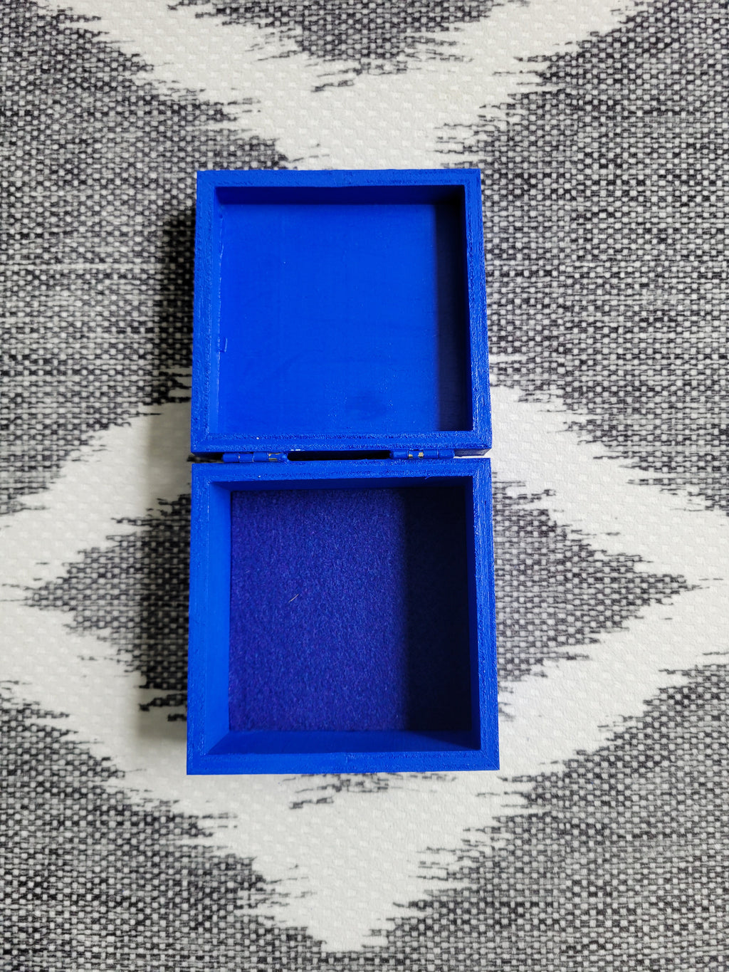 Small rhinestone Zeta jewelry box
